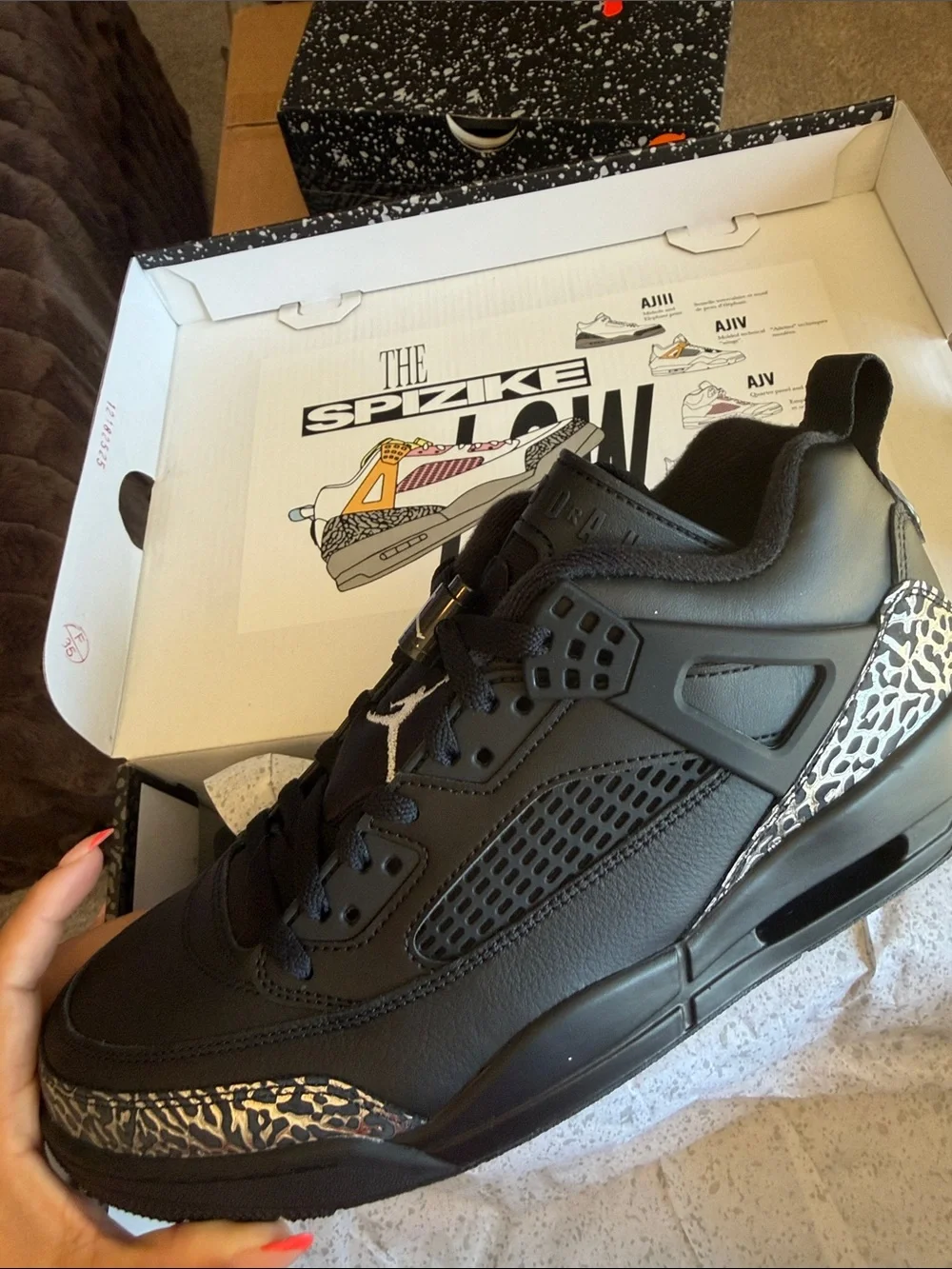 Jordan‎ Spizike Low